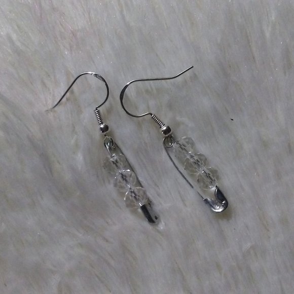 Kawaii Harajuku Safety Pin Dangle Earrings - Picture 3 of 6